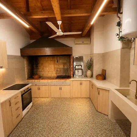 Private Pool Villa, Olive Grove & Big Yard 别墅 *